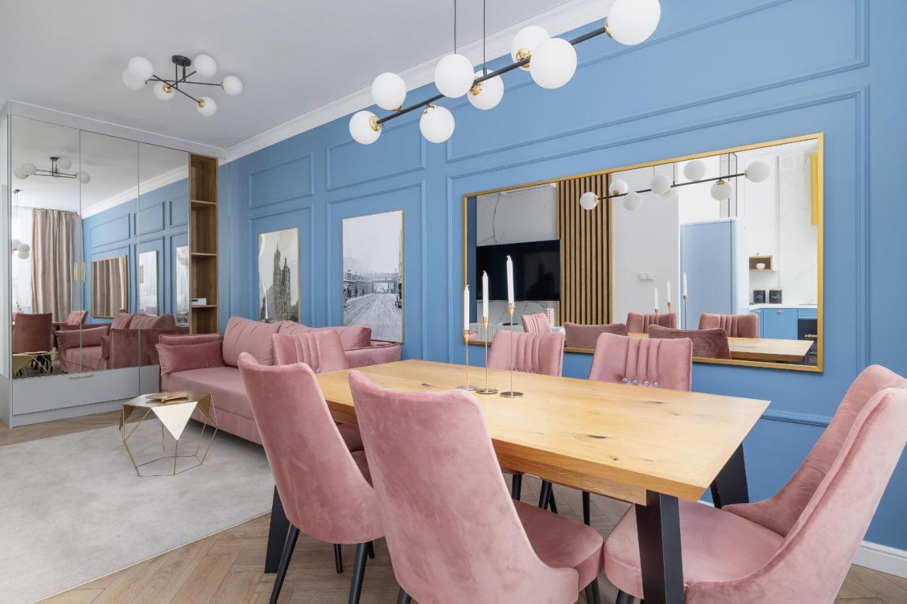 Starowislna Elegant With Air Conditioning Kazimierz Cracow By Renters Prestige Apartment Krakow